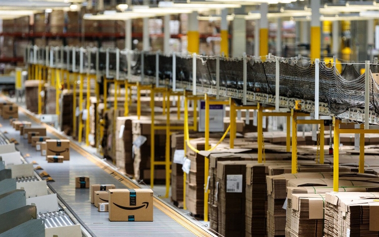 Đẩy mạnh phát triển TMĐT đi đôi với hoàn thiện hệ thống thanh toán điện tử và nâng cao chất lượng hoạt động vận tải, giao nhận hàng hóa