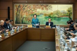 Quang cảnh phiên thảo luận tại Tổ 1 - Đoàn ĐBQH TP Hà Nội